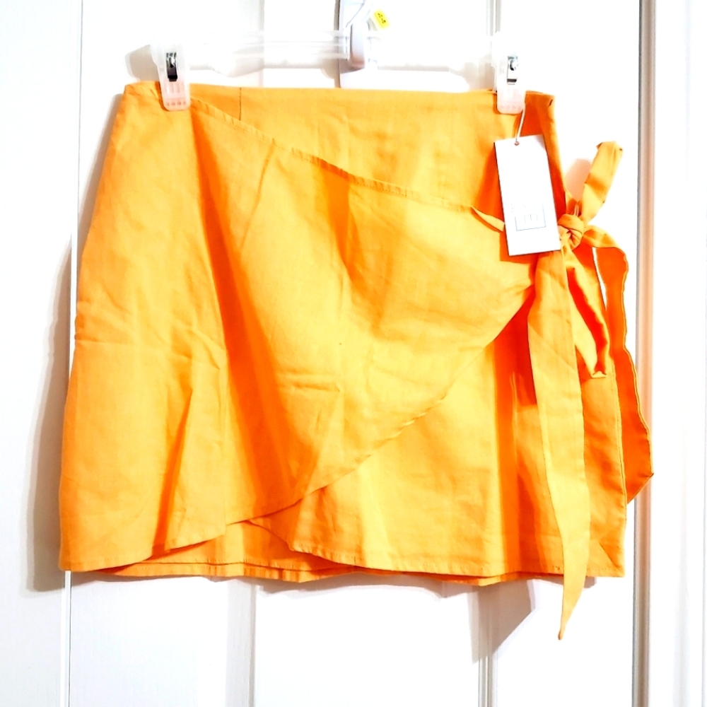 Orange faux wrap mini skirt...NWT